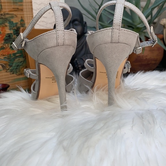 ๐๐SHOE DAZZLE POINTY TOE HEELS๐๐ - Picture 4 of 4